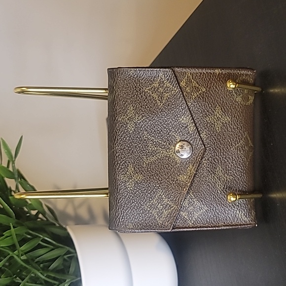 Louis Vuitton Handbags - VINTAGE 1983 LOUIS VUITTON ELISE WALLET